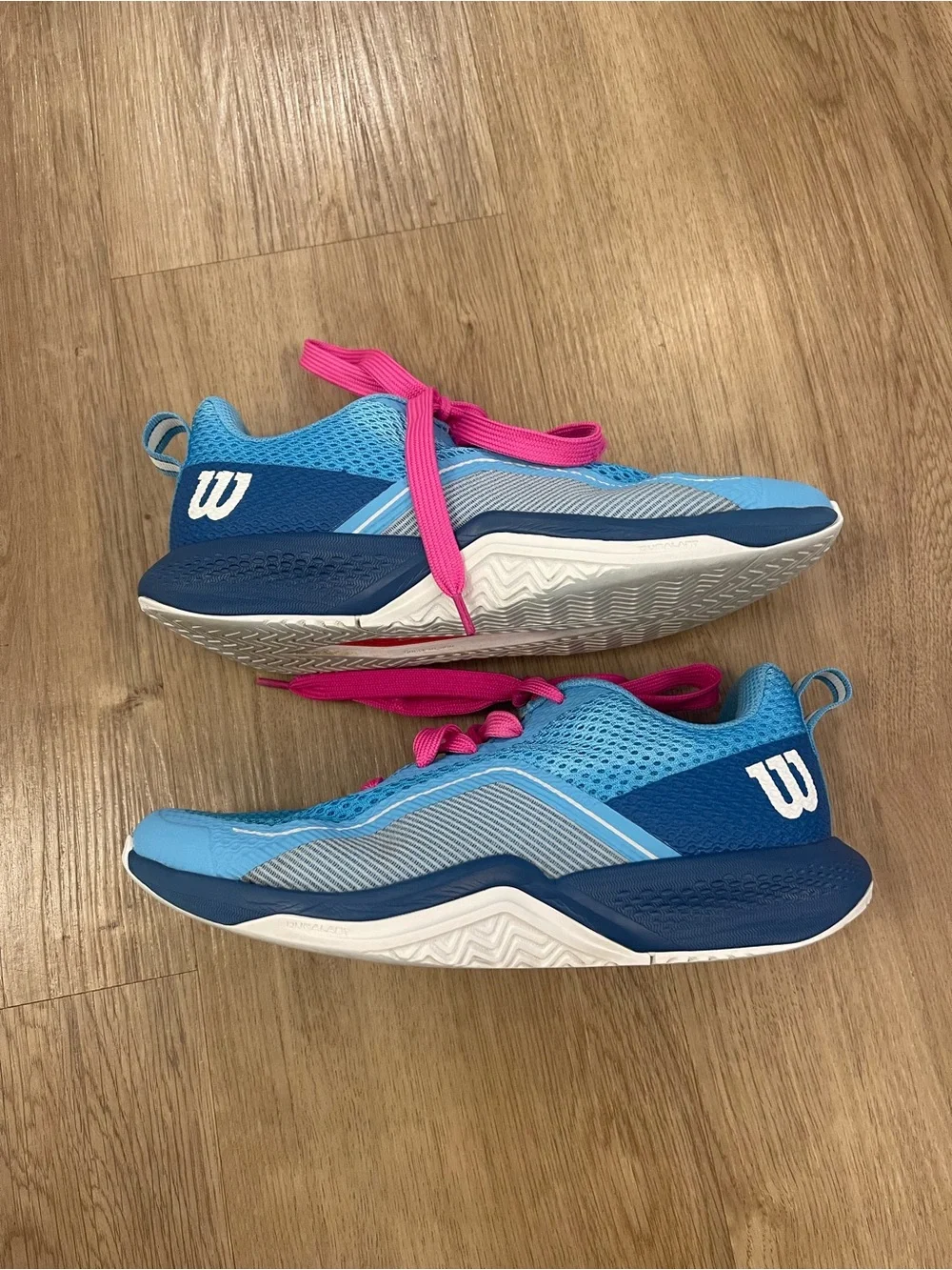 Wilson Women's Light Blue Athletic Sneakers with Pink Laces